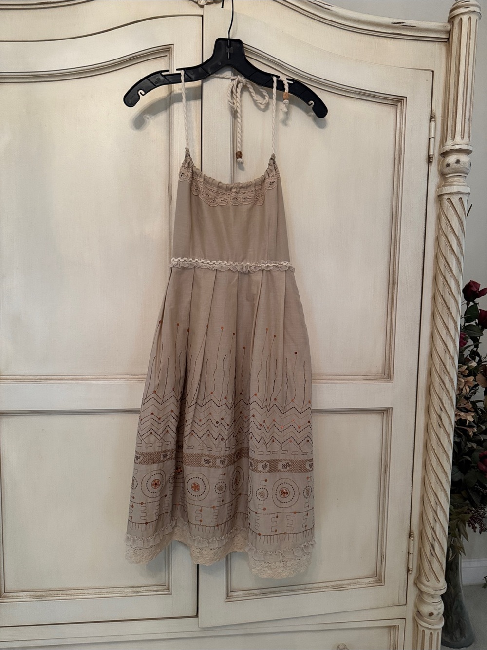 Lace-Trim Midi Dress in Taupe